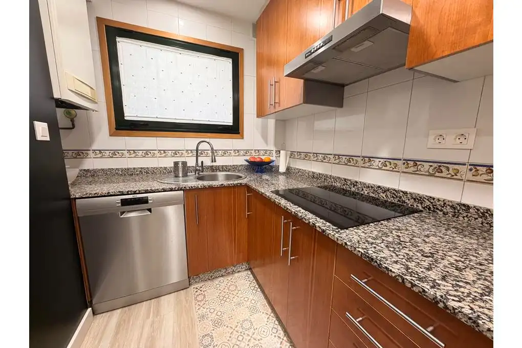 Cocina de Piso en venta en Teo con Calefacción, Parquet y Trastero