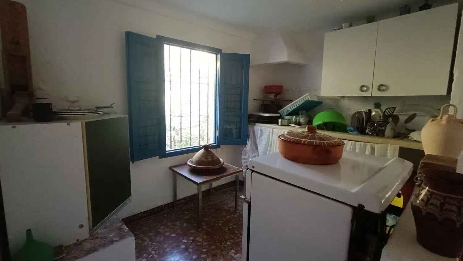 Cuina de Finca rústica en venda en Guaro amb Calefacció, Terrassa i Traster