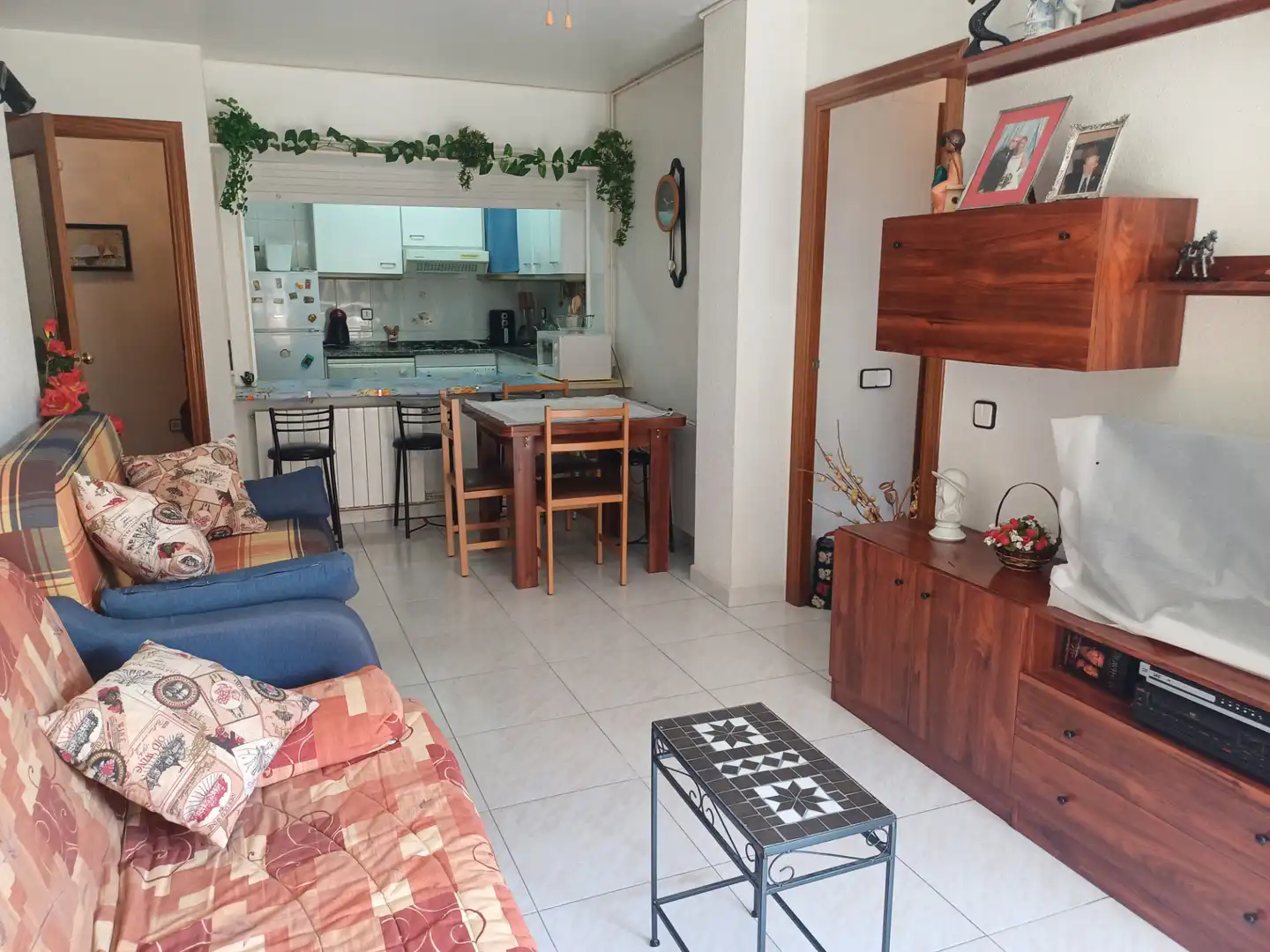 Sala de estar de Apartamento en venta en Pineda de Mar con Calefacción, Terraza y Amueblado