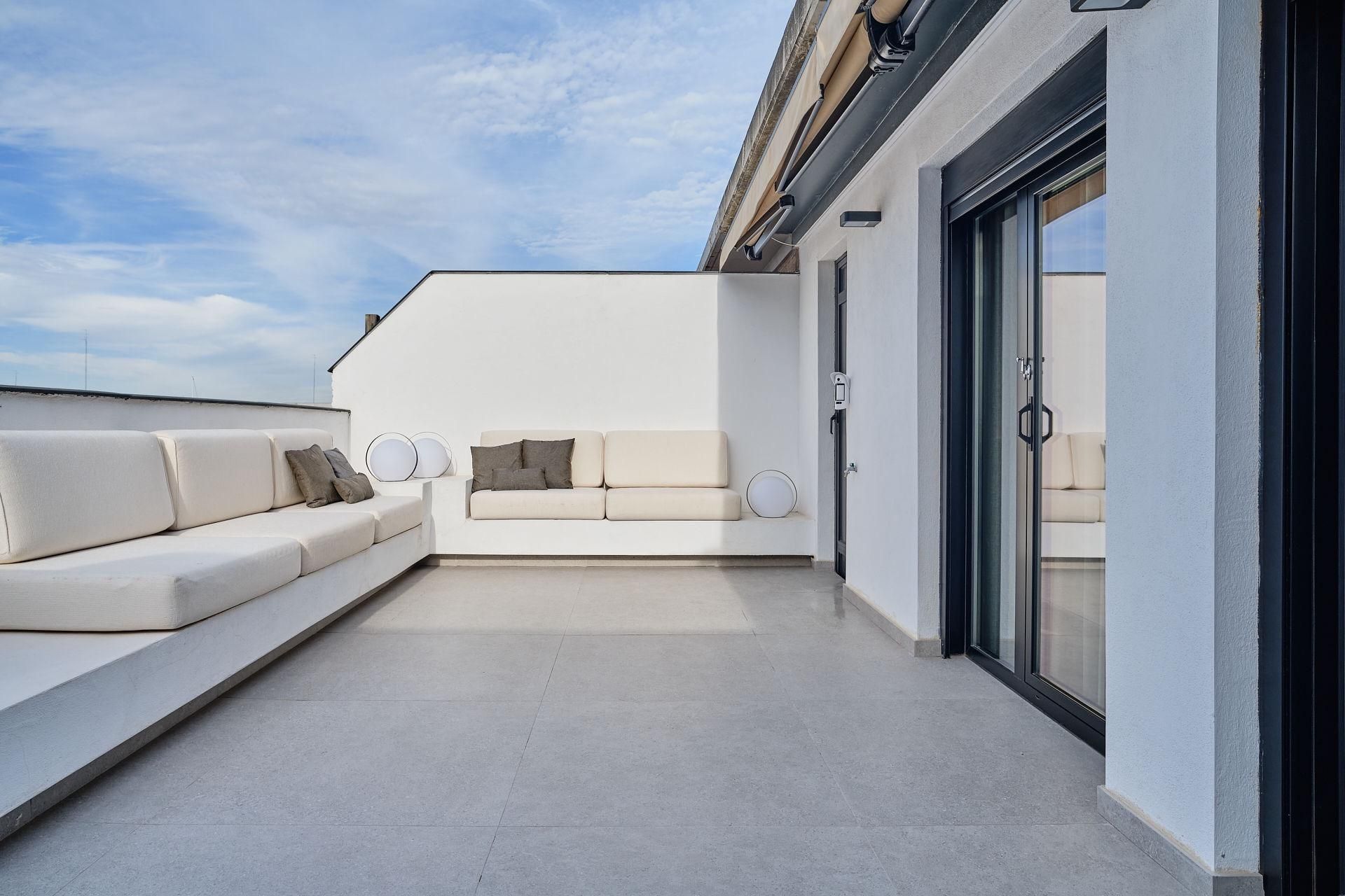 Terrace of Attic for sale in  Valencia Capital  with Air Conditioner, Heating and Private garden