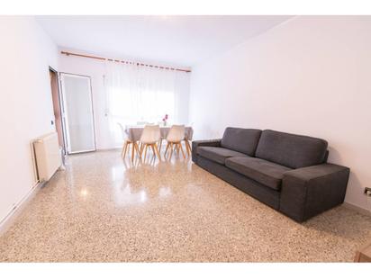 Living room of Flat to rent in Girona Capital  with Heating, Furnished and Balcony