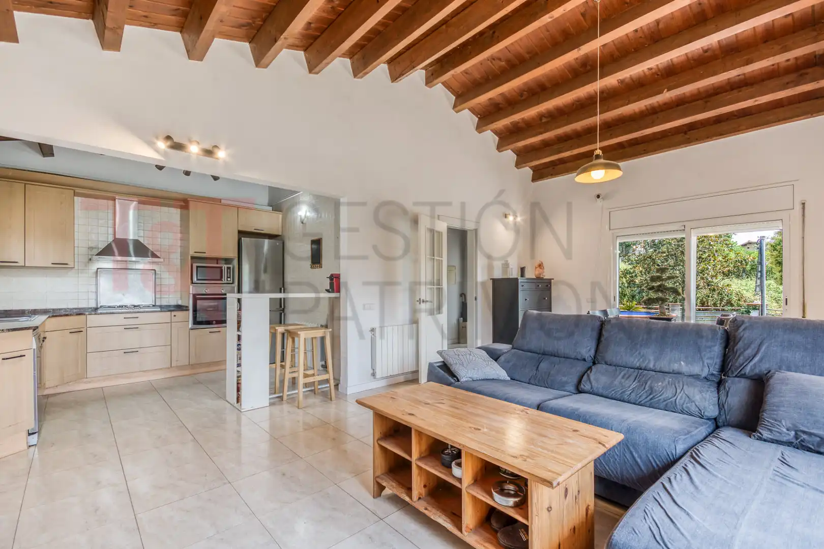 Sala d'estar de Casa o xalet en venda en Gualba amb Calefacció, Jardí privat i Terrassa
