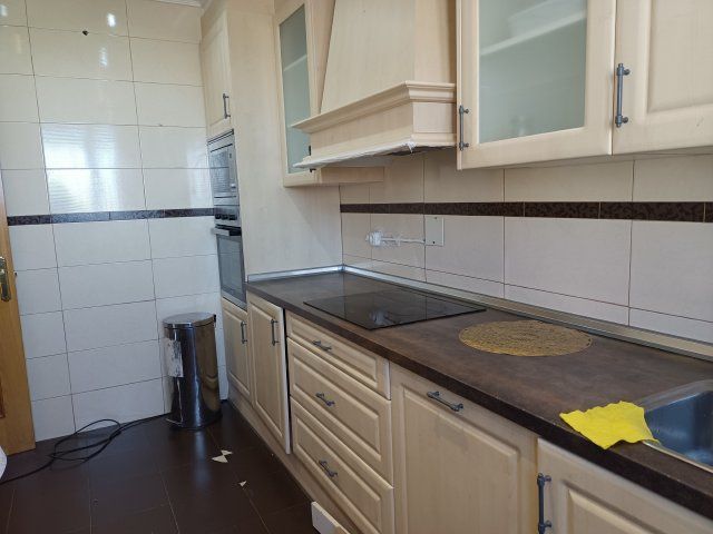 Flat for sale in Calle la Gloria, Alisal - San Román