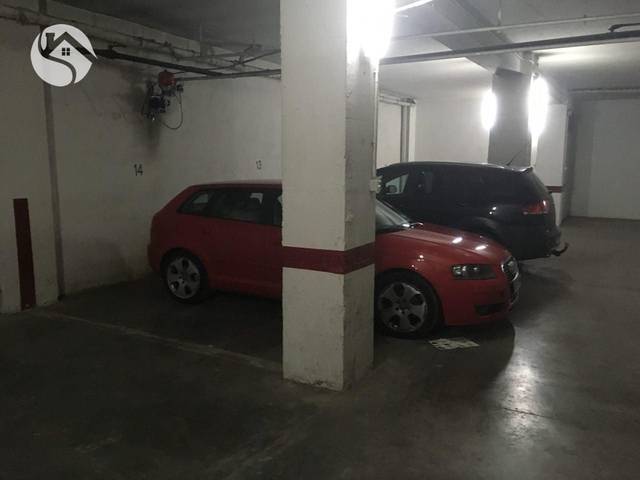 Garaje en Venta en Centro