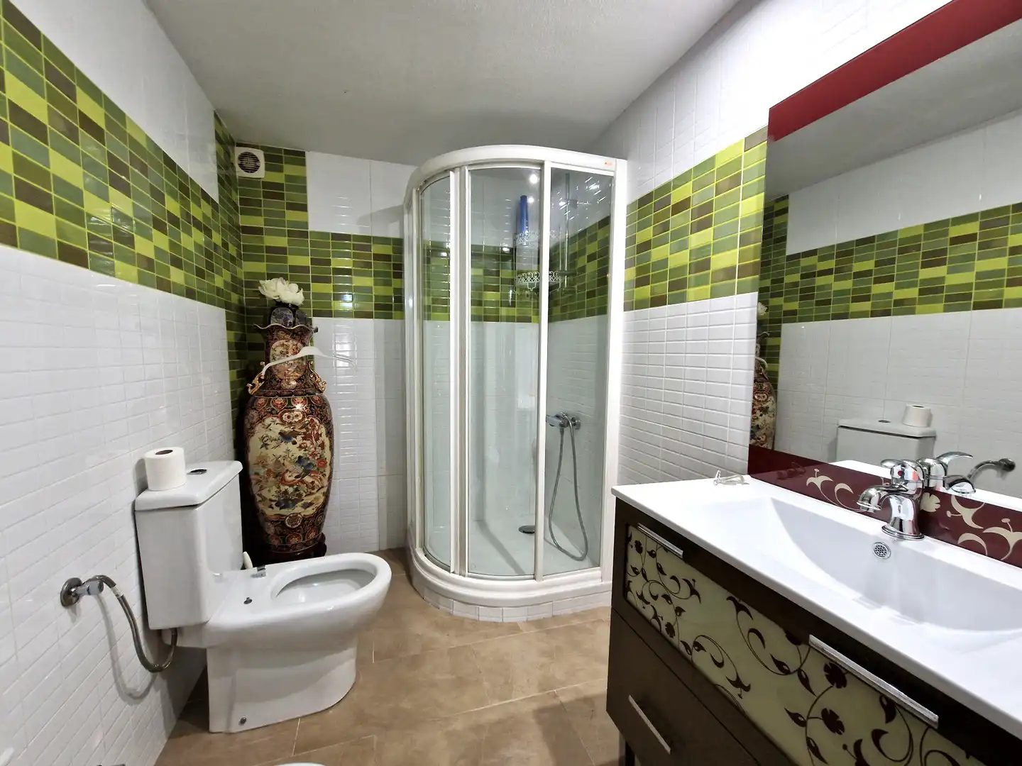 Baño de Piso en venta en Leganés con Calefacción, Trastero y Amueblado
