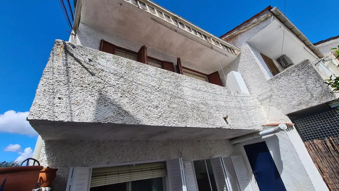 Vista exterior de Casa o xalet en venda en La Adrada  amb Terrassa