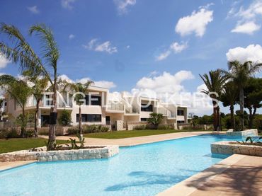 Apartament amb piscina en venda a El Pinar de Campoverde