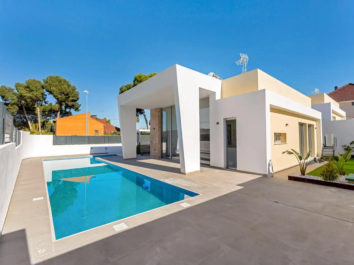 Xalet amb piscina en venda a Los Balcones - Los Altos