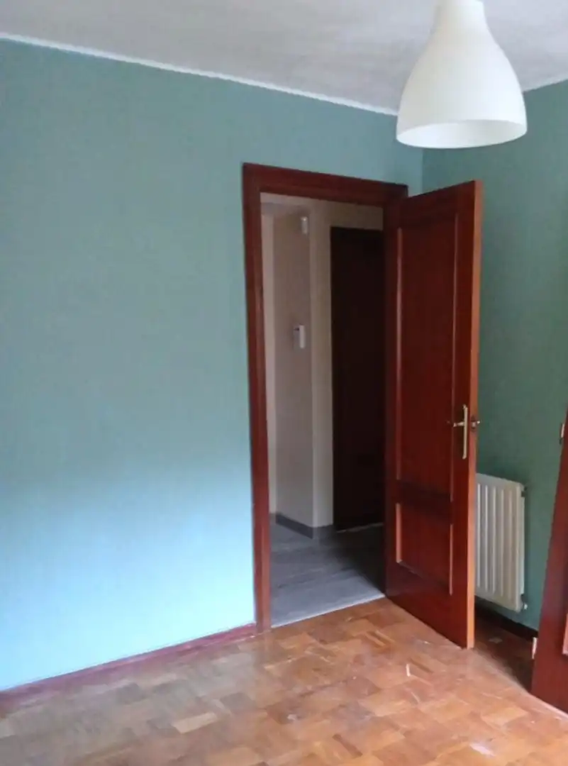 Pis en venda en Lena amb Calefacció, Parquet i Traster