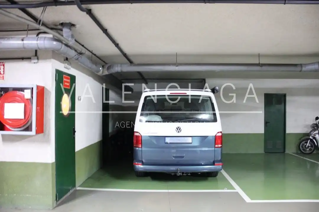 Flat with terrace to rent in José Maria Sert Plaza, imagen 27
