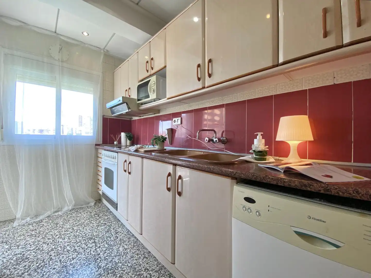 Kitchen of Flat for sale in La Pobla de Farnals  with Air Conditioner, Private garden and Balcony