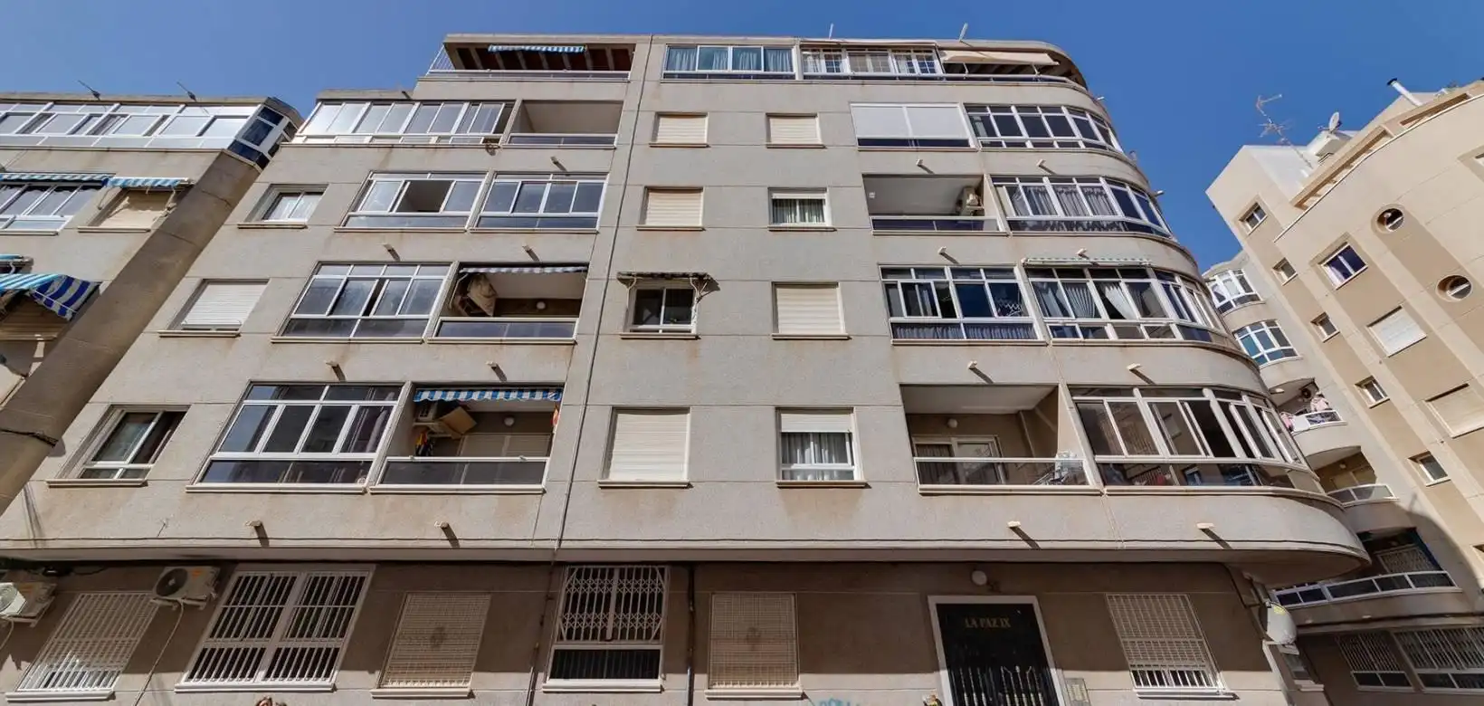 Vista exterior de Apartament en venda en Torrevieja amb Aire condicionat, Calefacció i Terrassa