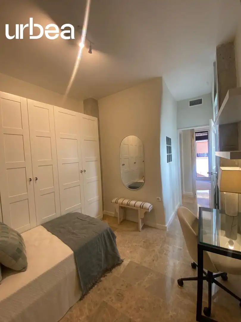 Habitación de Ático de alquiler en Málaga con Terraza, Amueblado y Balcón