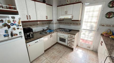 Foto 4 de Piso en venta en Valdepasillas - La Paz - Huerta Rosales, Badajoz Capital