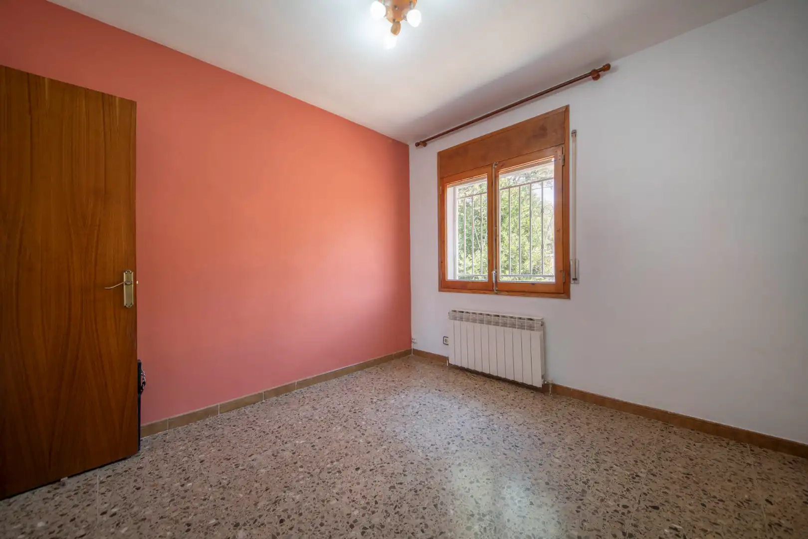 Dormitori de Casa o xalet en venda en Mediona amb Calefacció, Jardí privat i Terrassa