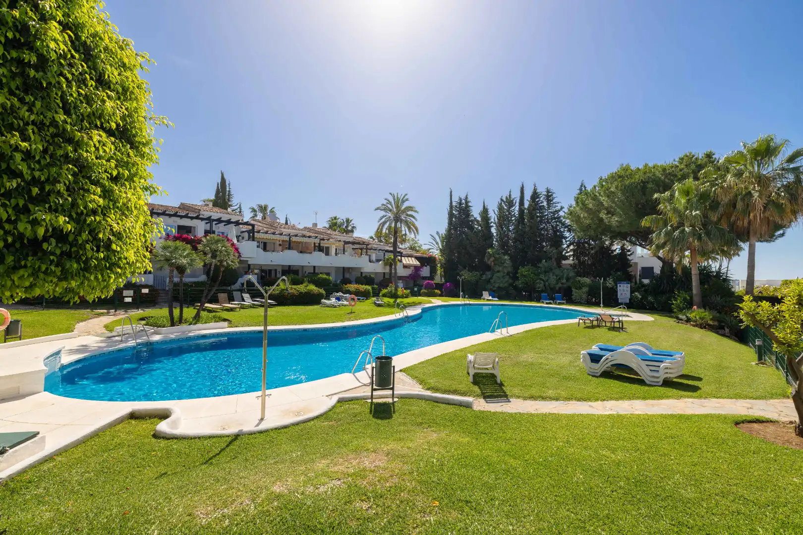 Garden of Ground floor for sale in Marbella  with Air Conditioner, Terrace and Community pool