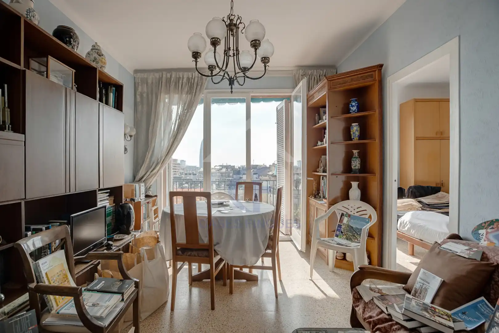 Comedor de Ático en venta en Barcelona con Calefacción y Balcón