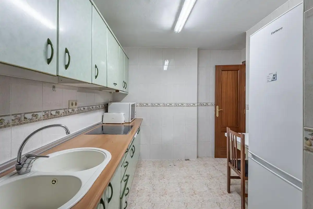 Flat with lift for sale in Avenida de Madrid 22, imagen 13