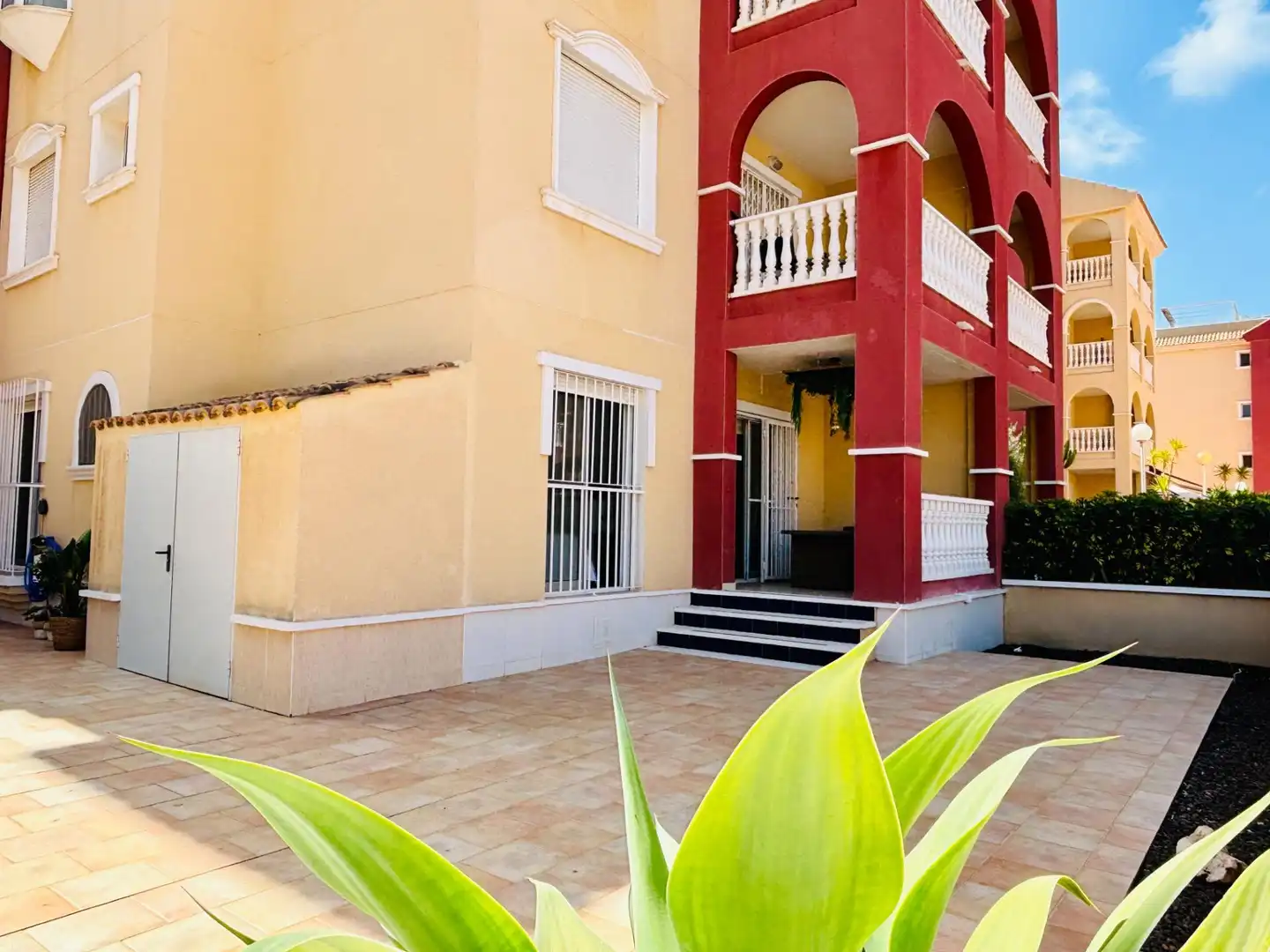 Exterior view of Ground floor for rent in Los Alcázares  with Air Conditioner, Terrace and Furnished