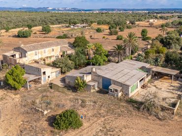 Casa rústica en venda a Campos poble
