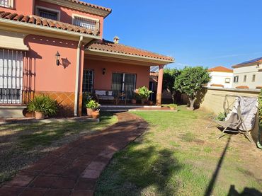 Haus mit Garten zum Verkauf in ALCORNOQUE