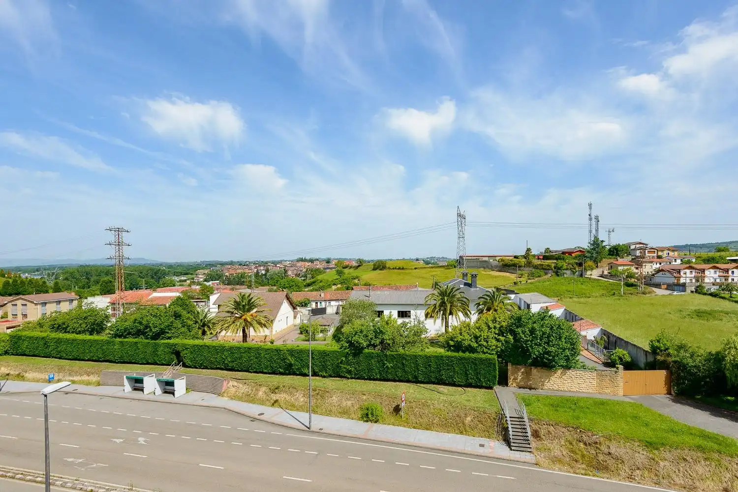 Vista exterior de Piso en venta en Siero con Calefacción
