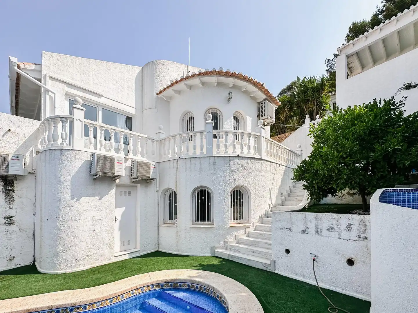 Vista exterior de Casa o chalet en venta en Altea con Aire acondicionado, Jardín privado y Terraza