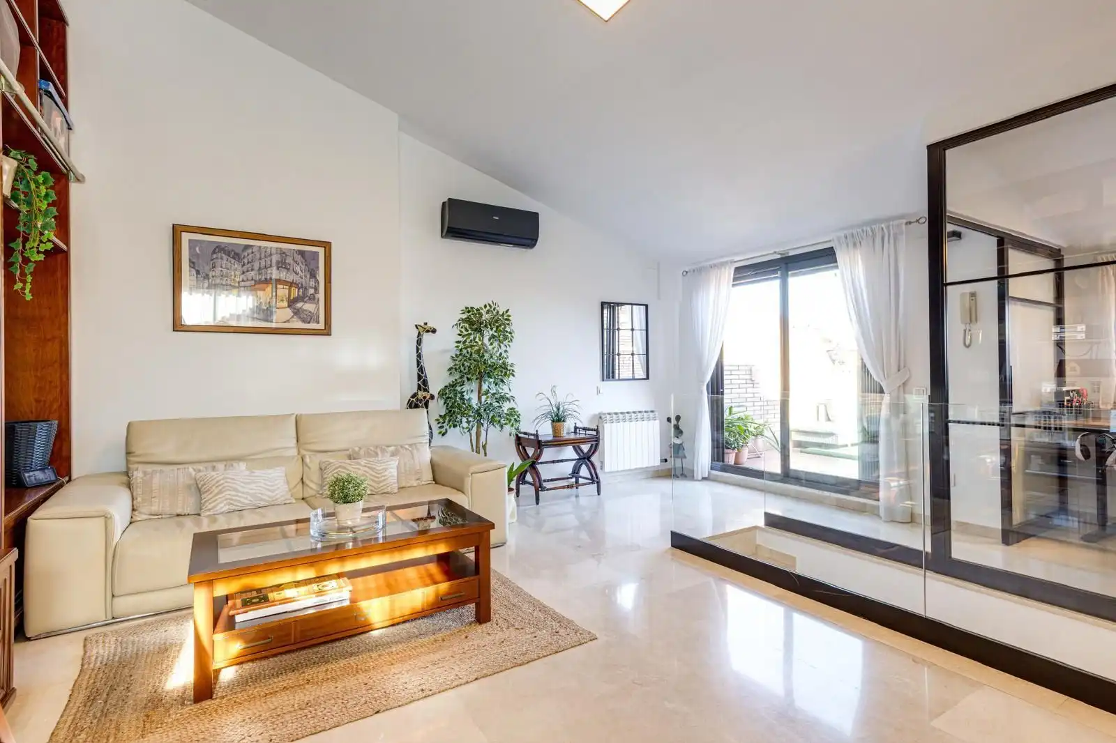 Living room of Flat for sale in Sant Joan Despí  with Air Conditioner, Heating and Private garden