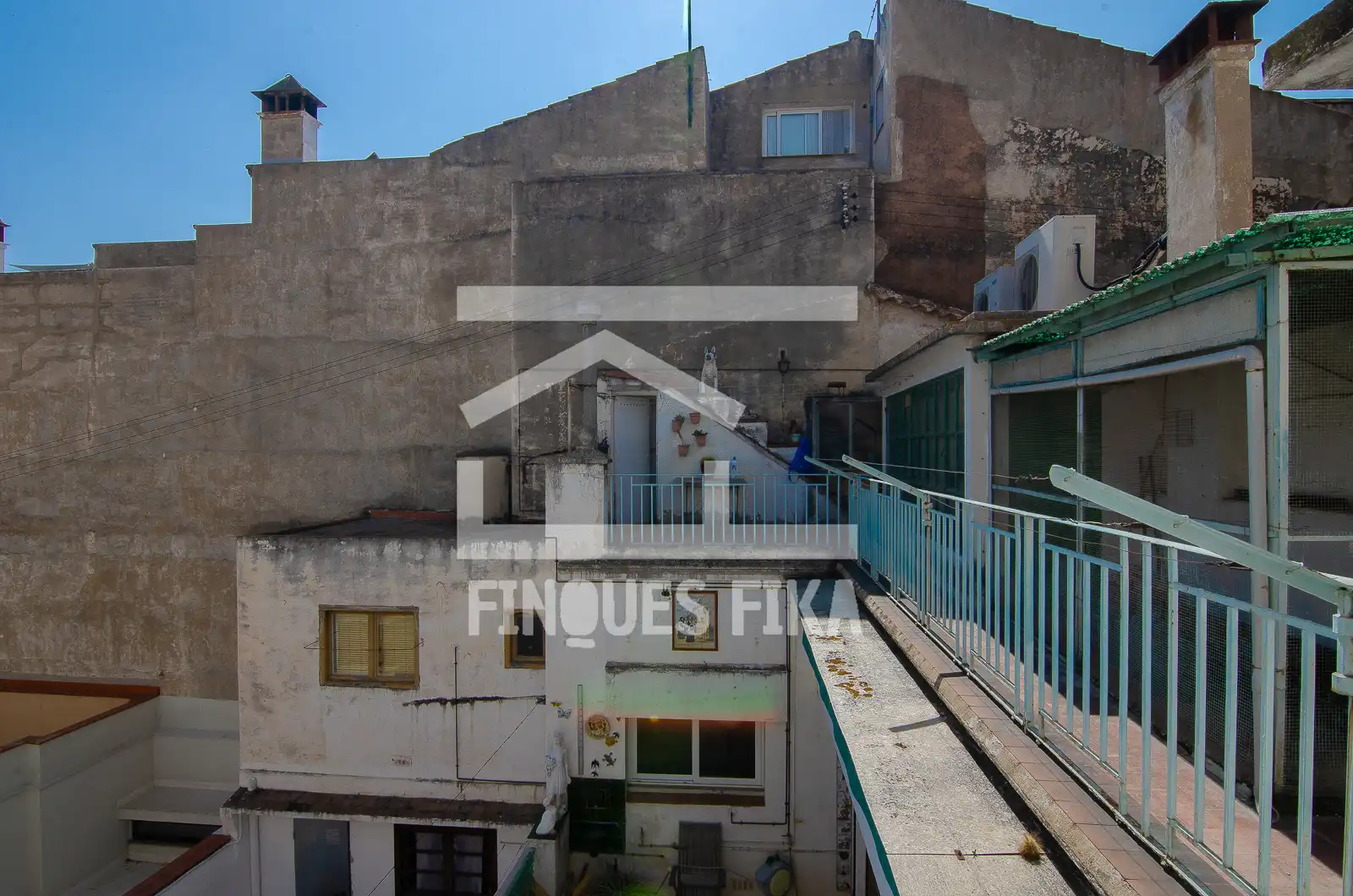 Exterior view of Houses for sale in Mataró  with Heating, Terrace and Balcony