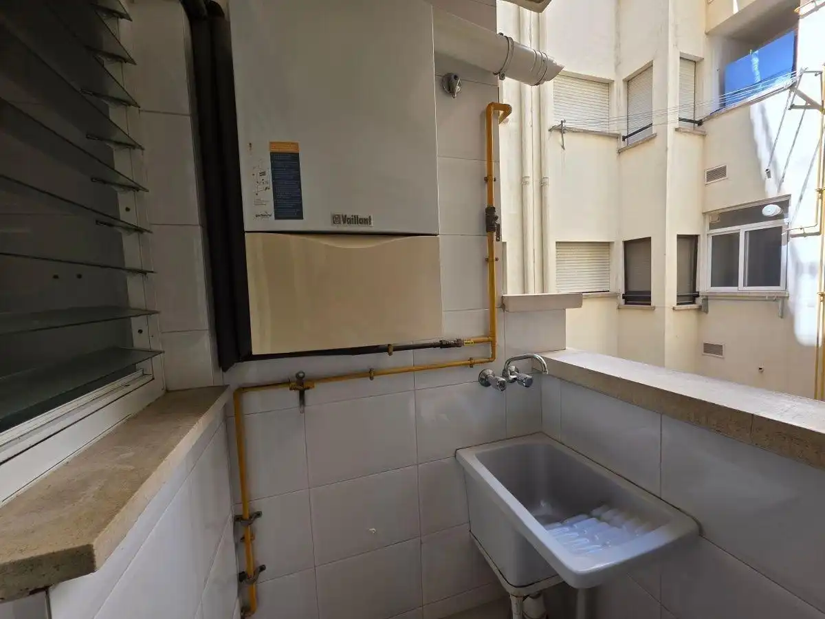 Bathroom of Flat for rent in Valencia  with Heating