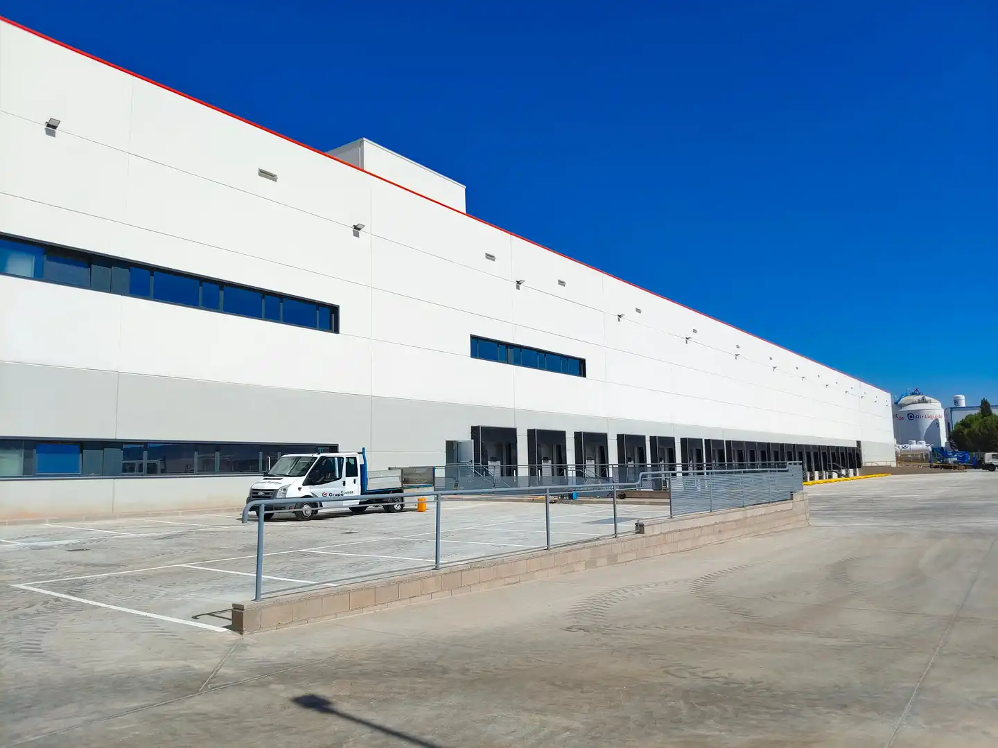Exterior view of Industrial buildings for rent in Bustares