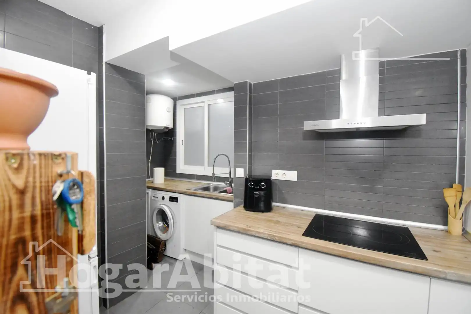 Cocina de Piso en venta en Castellón de la Plana / Castelló de la Plana con Calefacción, Terraza y Amueblado