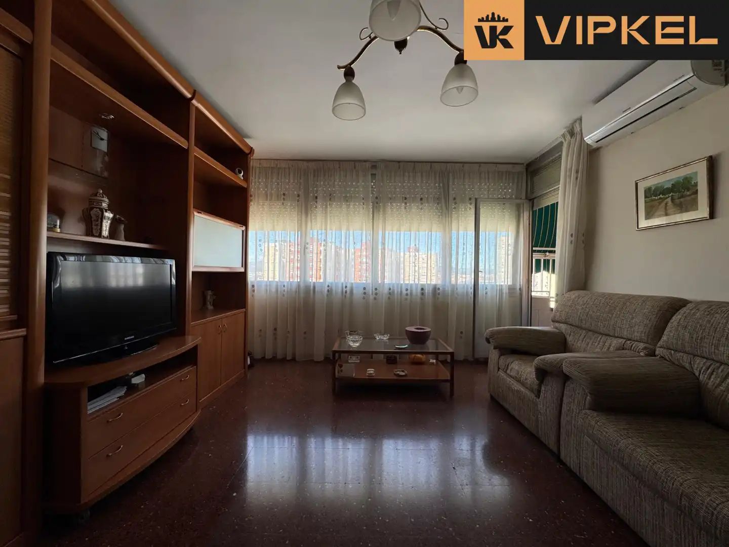 Wohnzimmer von Wohnung zum Verkauf in Cornellà de Llobregat mit Klimaanlage, Heizung und Terrasse