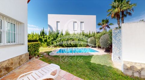Foto 4 de Casa o xalet en venda a Calle Brueghell, Oliva Nova, Oliva