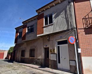 Außenansicht von Wohnung zum verkauf in Olmedo mit Terrasse