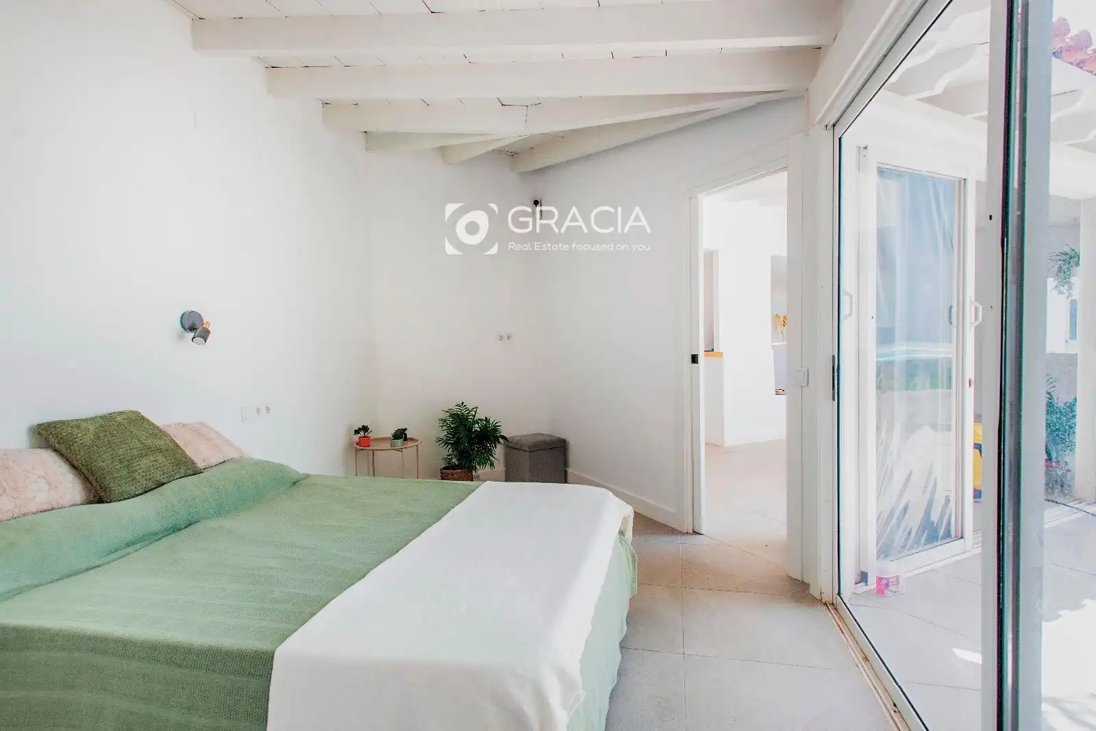 Dormitori de Casa adosada en venda en Adeje amb Jardí privat, Terrassa i Traster