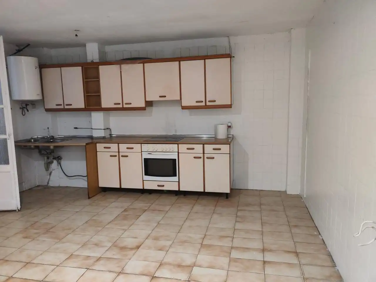 Kitchen of Flat for sale in Zaragoza  with Heating and Storage room