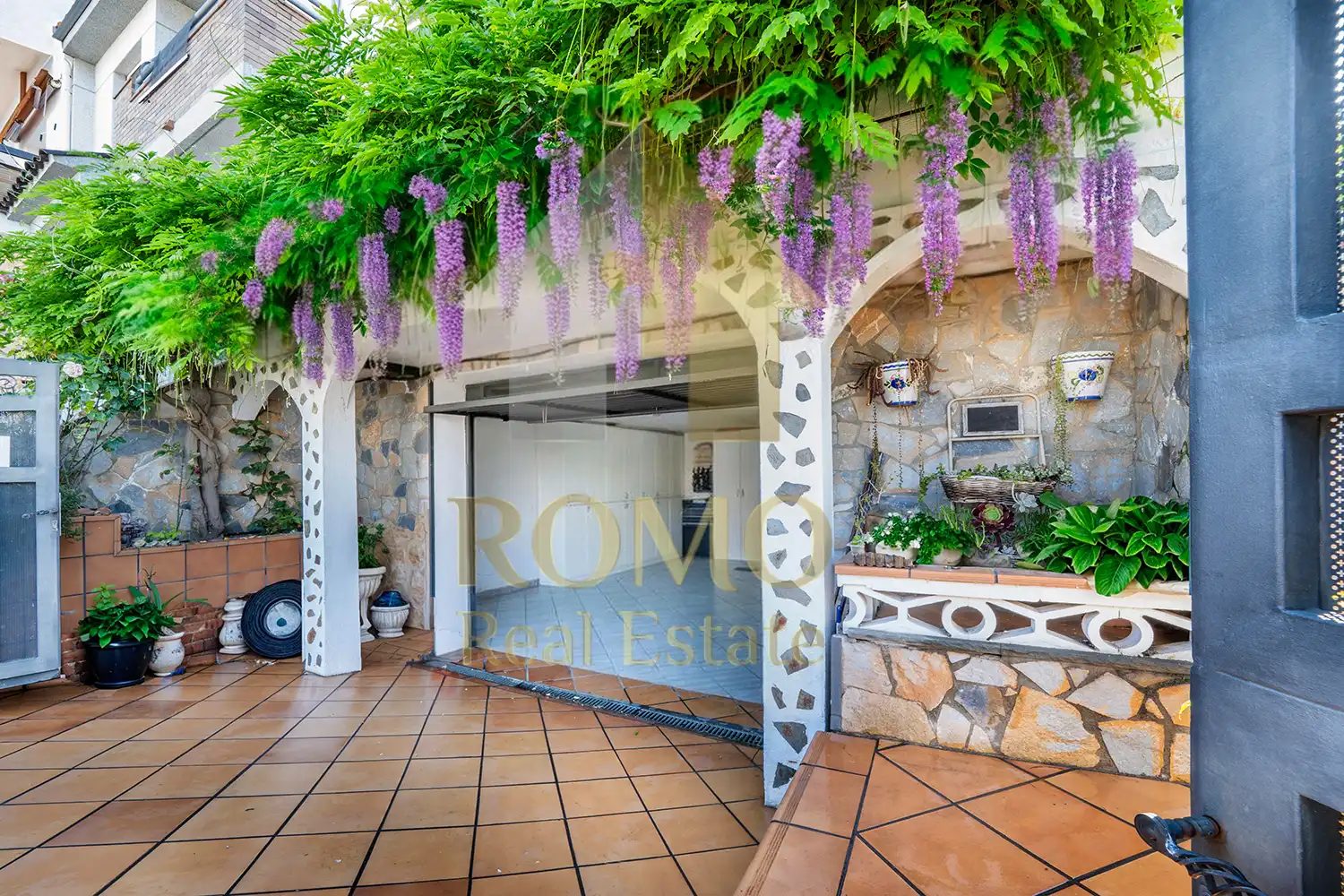 Terraza de Casa adosada en venta en Santa Perpètua de Mogoda con Aire acondicionado, Calefacción y Jardín privado