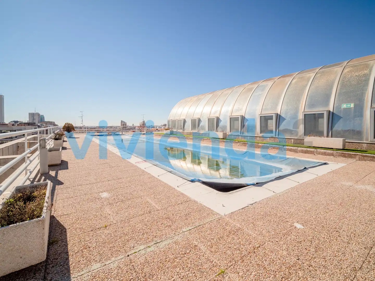 Schwimmbecken von Wohnung zur Miete in Madrid mit Klimaanlage, Heizung und Terrasse