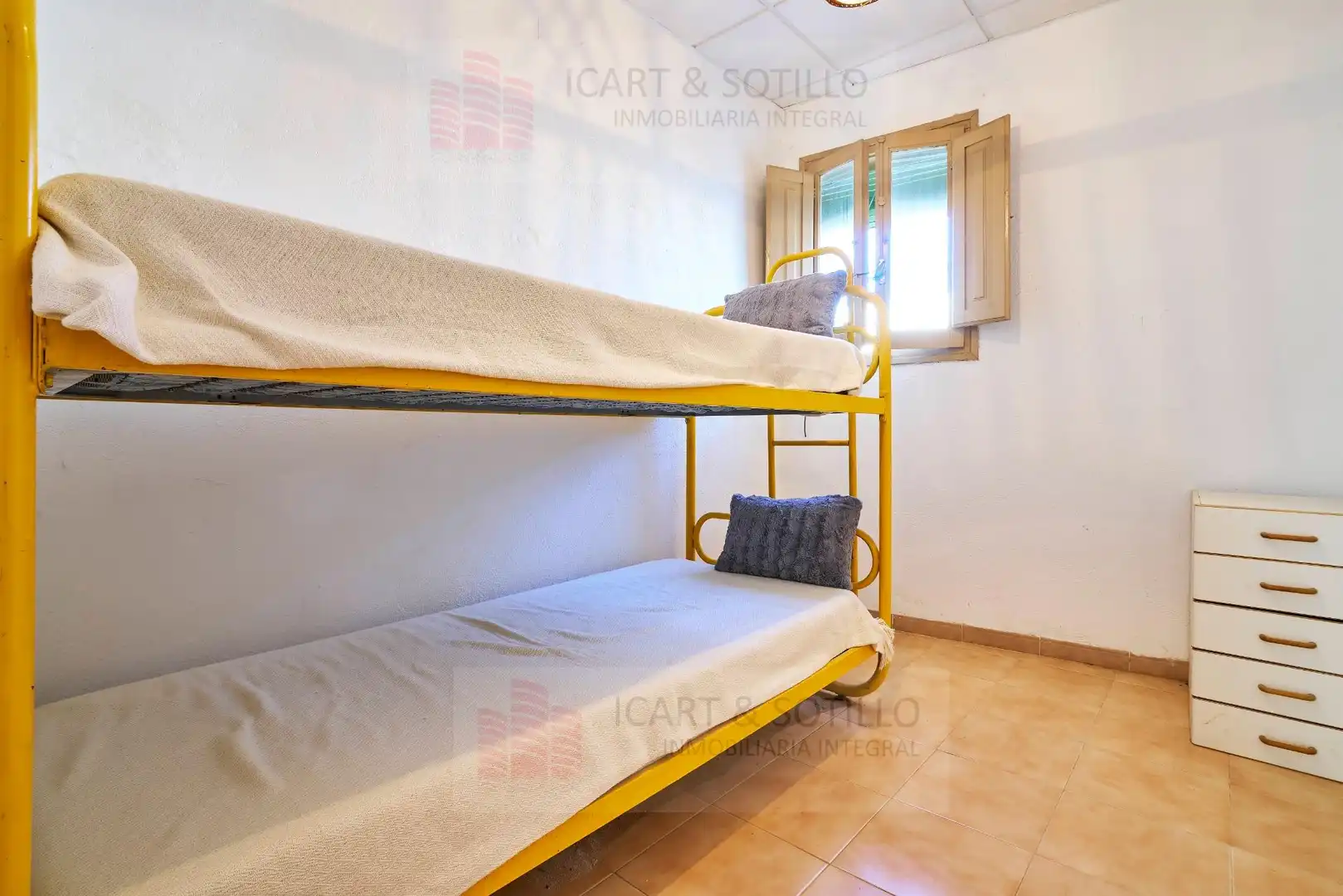 Bedroom of Houses for sale in Alcanar  with Terrace, Storage room and Swimming Pool