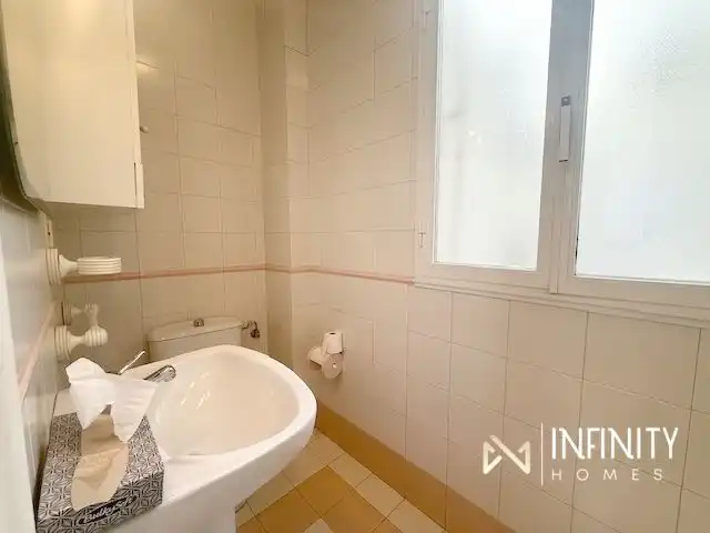 Baño de Piso de alquiler en Bilbao  con Calefacción