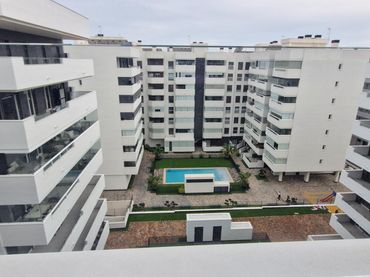 Appartamento con piscina in affitto a Elche ciudad