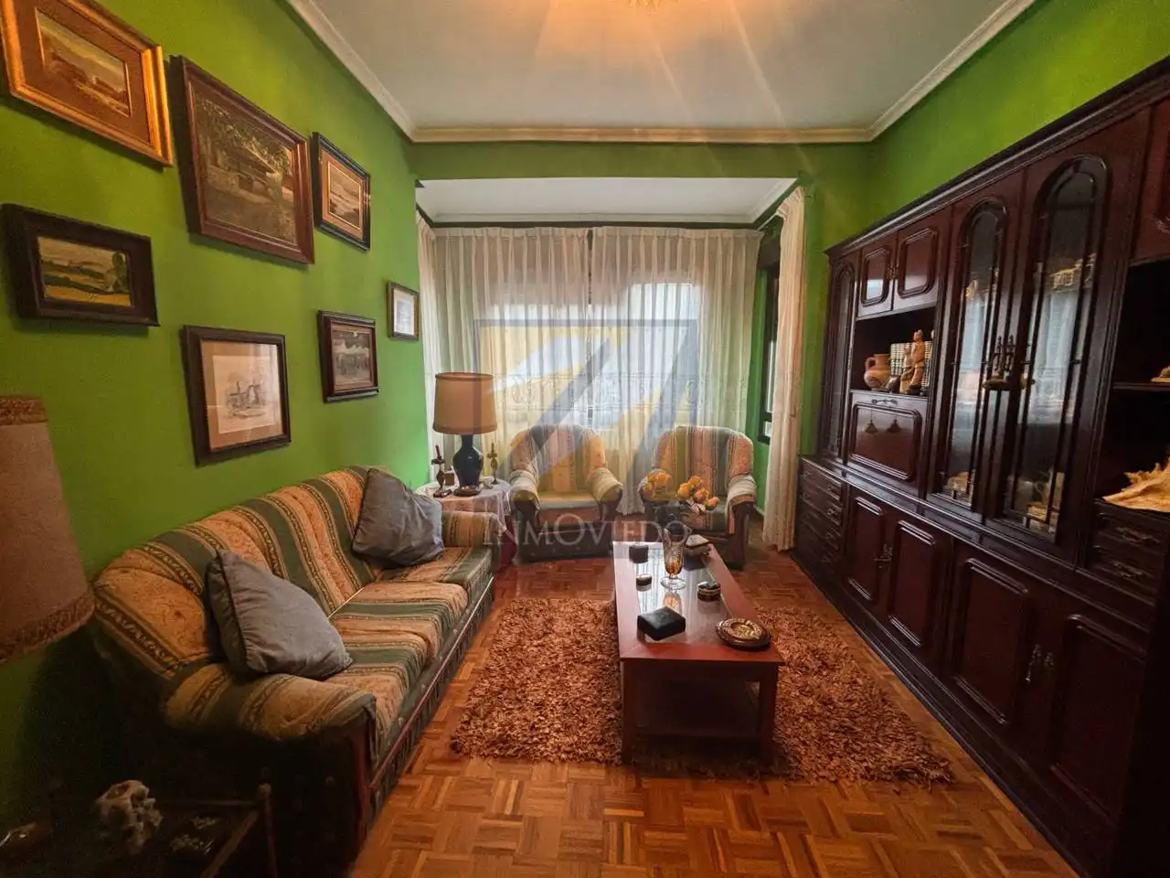 Living room of Flat for sale in Oviedo   with Heating, Parquet flooring and Storage room