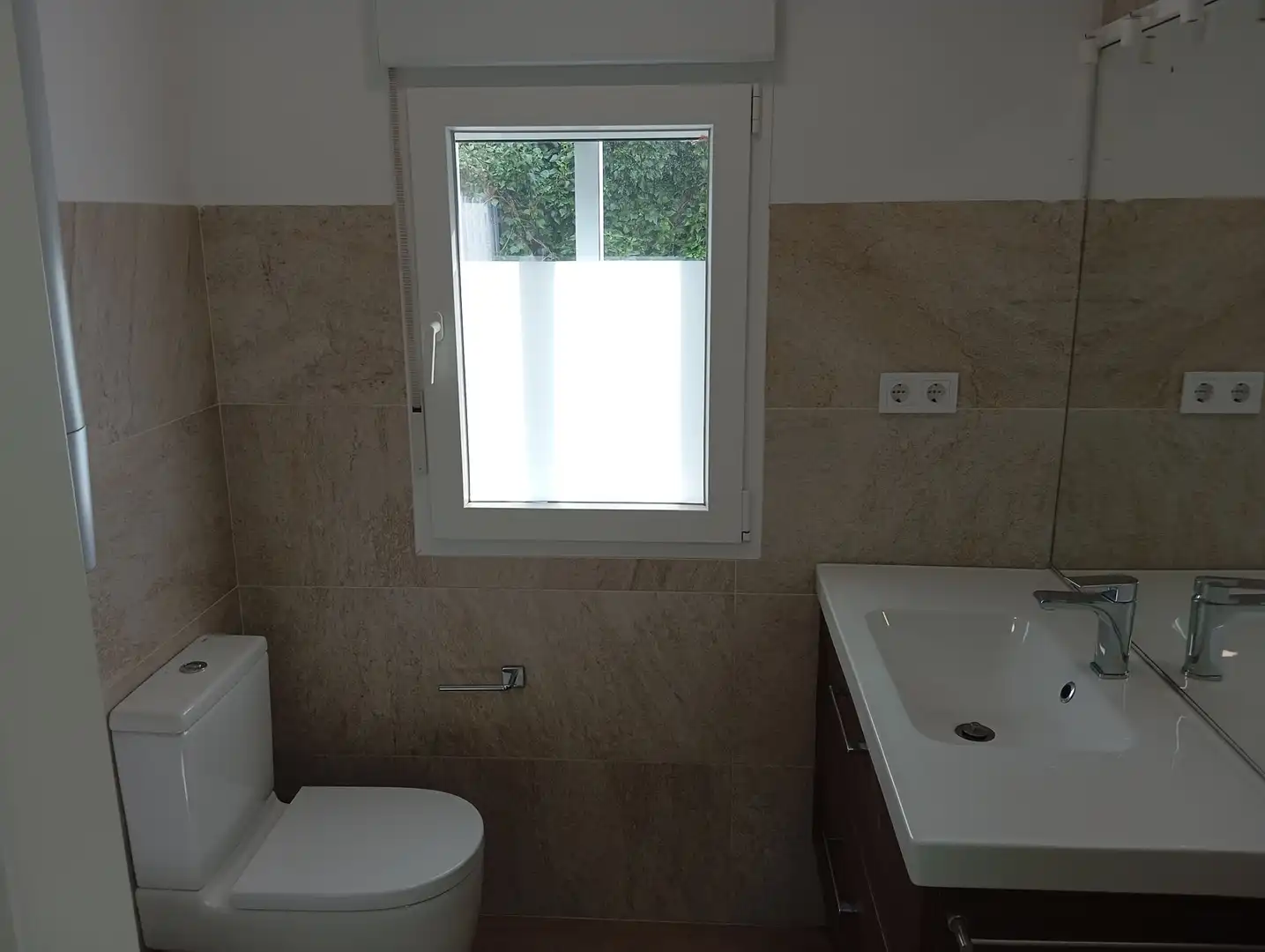 Bathroom of Houses for sale in Valdemorillo