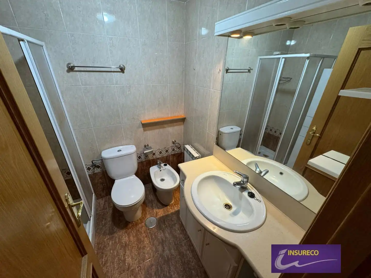 Baño de Dúplex en venta en León Capital  con Calefacción, Terraza y Trastero