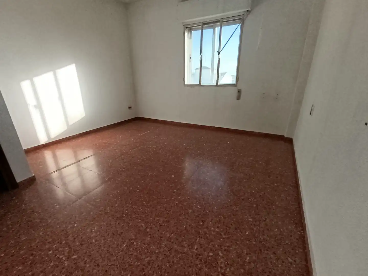 Dormitori de Pis en venda en Villarrobledo amb Terrassa i Balcó