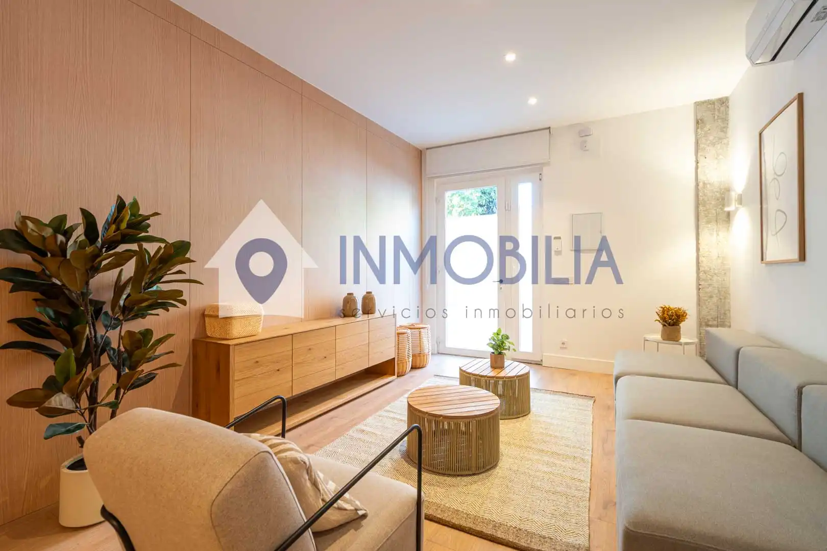 Garden of Buildings for sale in Centro