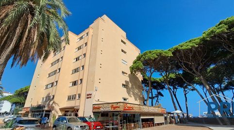 Apartamento reformado en primera línea de playa con vistas frontales al mar en La Pineda Vilaseca, imatge 2