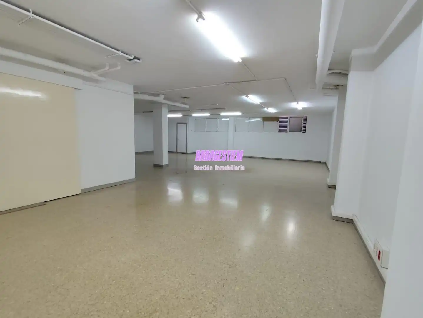 Local comercial en alquiler en Rambla FRANÇA, imagen 8