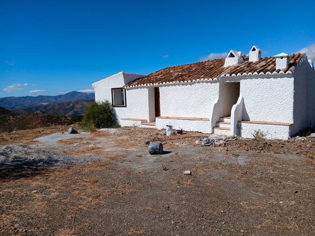 Finca rústica en Venta en Canillas de Aceituno